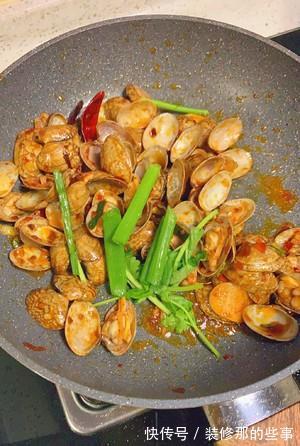 家常海鲜菜谱，爆炒花蛤，简单美味营养，一道不错的下酒菜