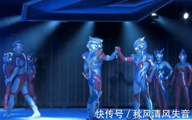 太子爷|奥特曼同样是父子,赛罗被赛文教训,捷德反过来暴打贝利亚!