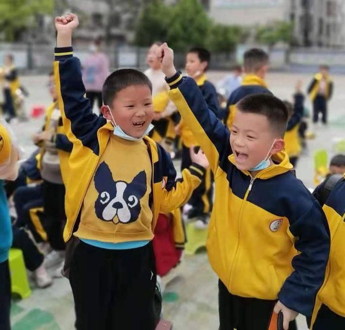 应城市蒲阳小学：自己的事情自己做 自我服务快乐多