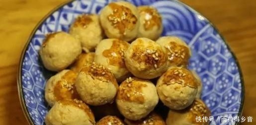 香甜|用花生来做道花生酥，做法简单，入口酥脆香甜，是道不错的小零食