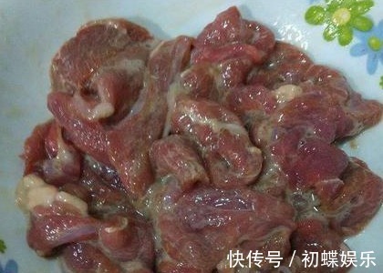 炒肉时,不要再用淀粉腌制,牢记“这几点”,肉嫩又好吃