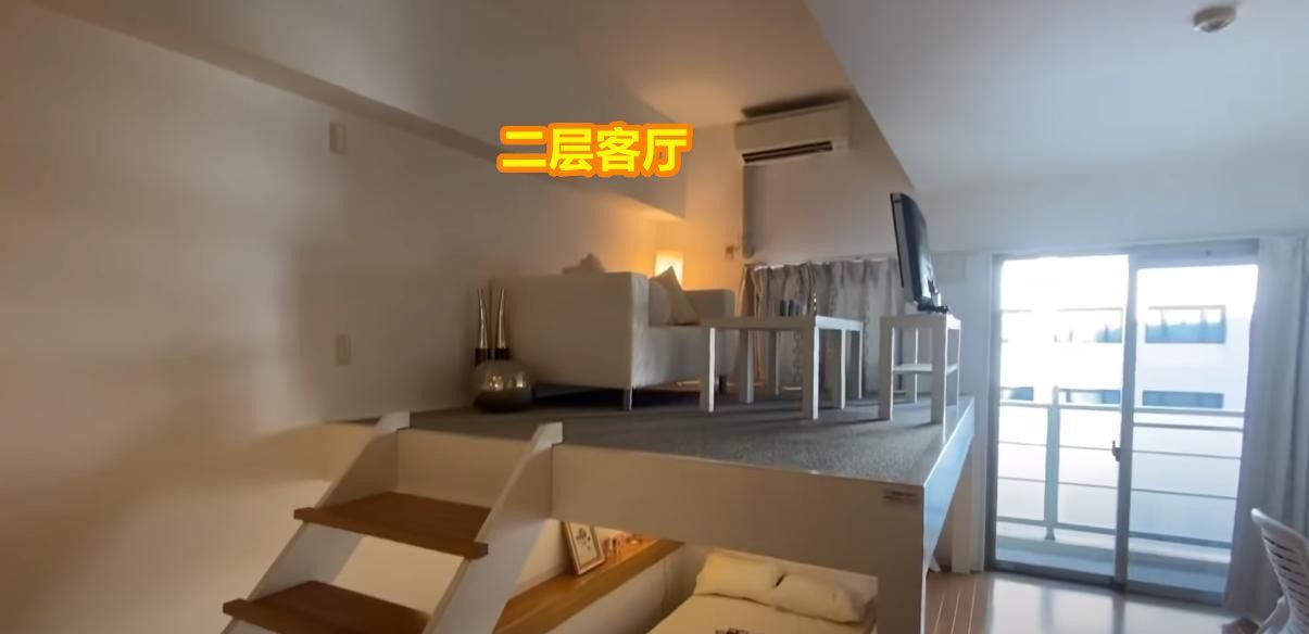 卧室|日本装修确实有一套,地面抬高60cm卧室下沉,客厅架在半空中!