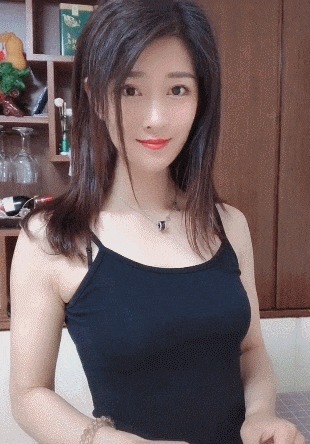 |搞笑GIF:妹子这是哪来的自信啊,真是被你迷倒了呢