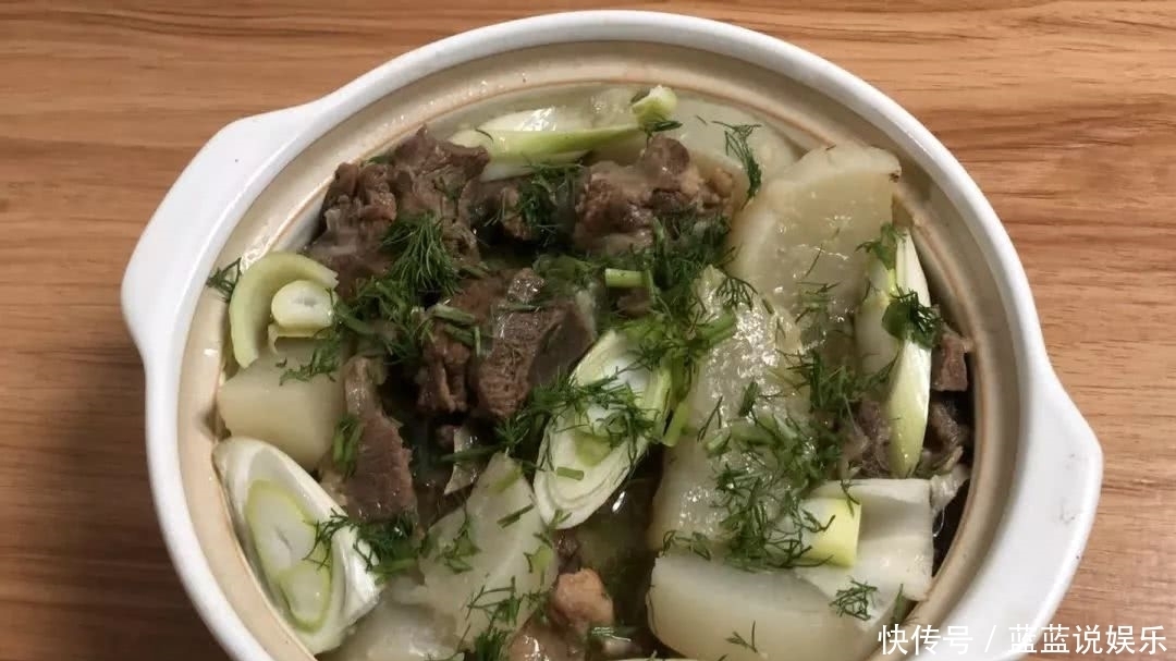 无闭|学识整只“大爷鸡”,新年宴客无闭翳