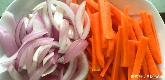 洋葱与“此物”一起吃,不出半个月,“癌细胞”也离你远远的