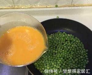 家常鸡蛋菜谱，豌豆炒鸡蛋，简单营养美味，特下饭，吃不够