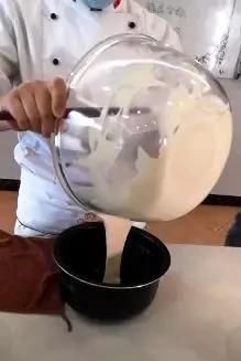 零失败电饭锅蛋糕秘诀,你家电饭锅有救了