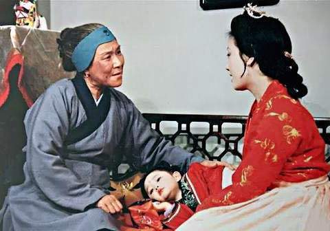 王熙凤|红楼女子:"机关算尽太聪明"的王熙凤,逆天改命是英豪