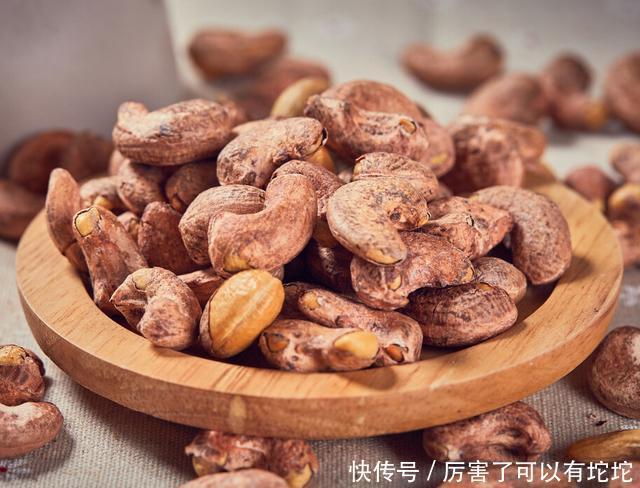 3位院士提醒:降血脂并不难,多吃1物,若坚持高血脂绕着走