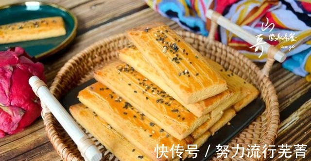 早餐|吃了半辈子面食,第一次见这个做法,不用一滴水,早餐不吃包子了!