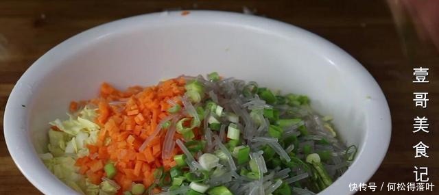 天冷了要多吃白菜,教你1个懒人做法,简单又家常,比吃肉还香!
