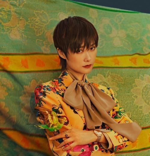 花木兰|方脸适合什么发型?想给方脸 “削骨”并不难,3步教大家选发型