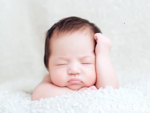 益智游戏|右脑发达的孩子,大多有以下特征,日后多半是学霸的“苗子”