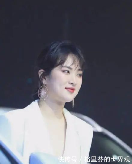 華為|《中餐廳》華為二公主姚安娜比黃曉明還壯碩,被質(zhì)疑享特權(quán)