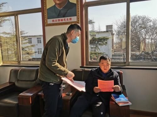 文昌湖区组织人事部开展留淄过年人才走访