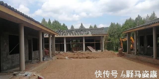 游廊！他花了69万，在村里建造了一座四合院，完工后，邻居都羡慕了