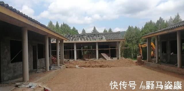 游廊!他花了69万,在村里建造了一座四合院,完工后,邻居都羡慕了