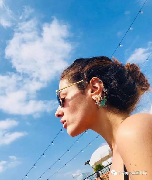 我们羡慕法国女人浪漫会穿，她们又会羡慕谁？