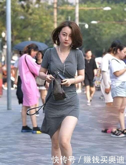 牛仔裤|连衣裙展现休闲的慵懒气息,彰显个性气质造型,又着感舒适随意