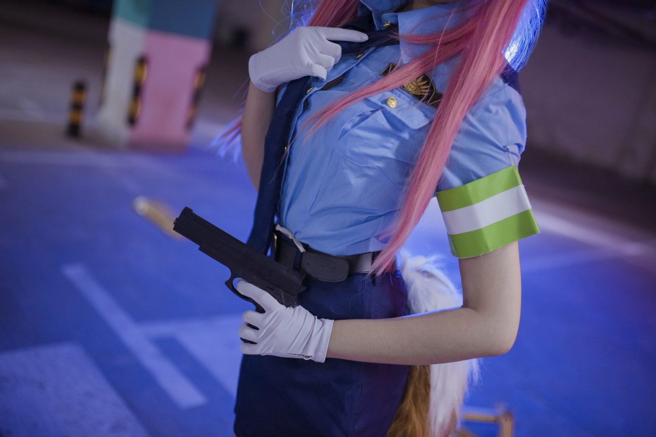 玉藻前女警cosplay