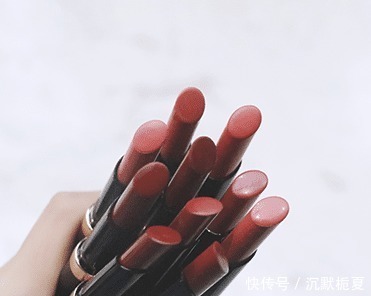 口红|有多少女孩不会涂口红,还整天顶着一嘴艳红认为自己挺美