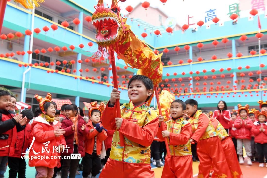 刘宪国&张灯结彩迎新年