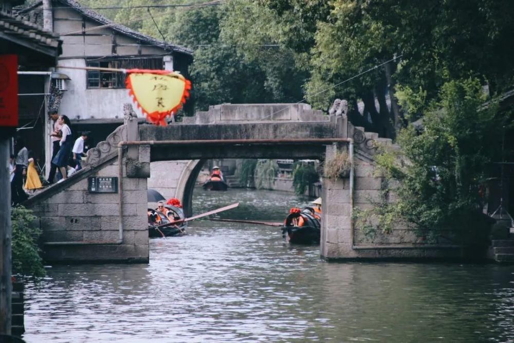 这才是春天最值得去的绝美旅行地，不需攻略不费钱，大好春光莫负