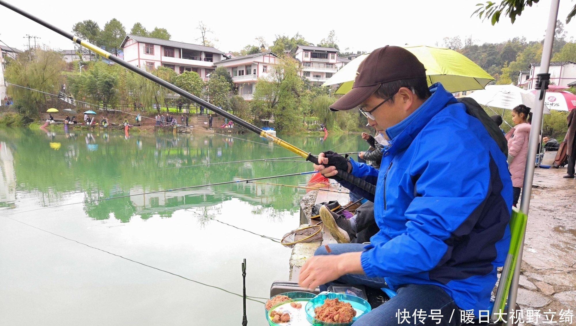 鱼类|什么物质对鲫鱼的诱鱼效果非常好？钓鲫鱼轻松爆护的四种物质