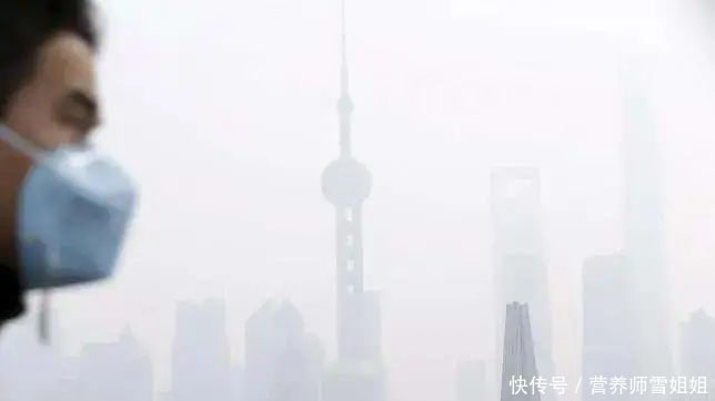  肺不好，手上会出现3种异常，若没有，说明肺部还算健康