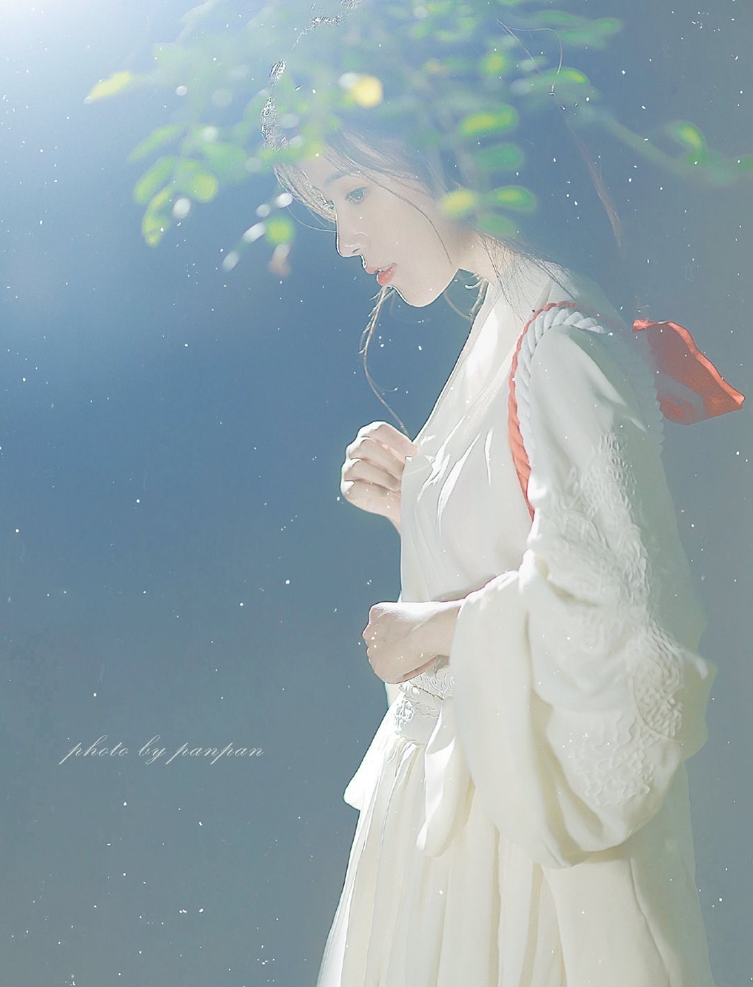 神明|“神明少女”风格的汉服也太美了，优雅又清冷，怪不得女生都爱穿