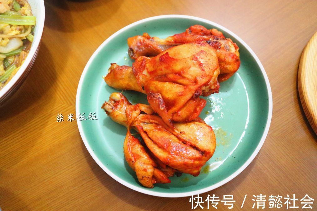 白菜|今日晚餐只有2个菜，女儿说：太好吃了，老公却说：太糊弄了