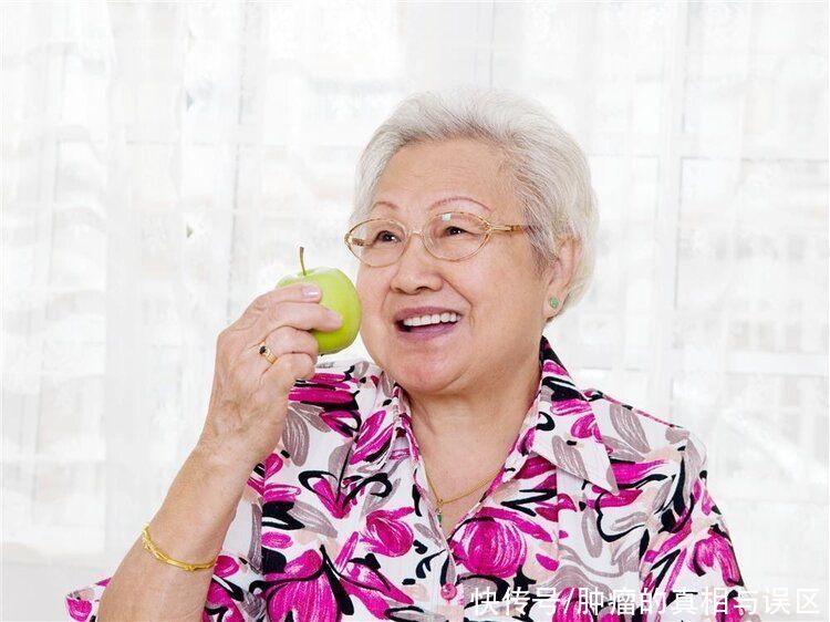 七旬老人肝癌晚期,带瘤生存10年,她是如何与肿瘤和平共处的?