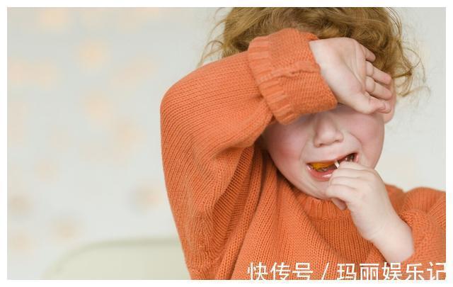 红心火龙果|积食可以吃火龙果?儿科医生:若想孩子脾胃好,建议常吃4种水果