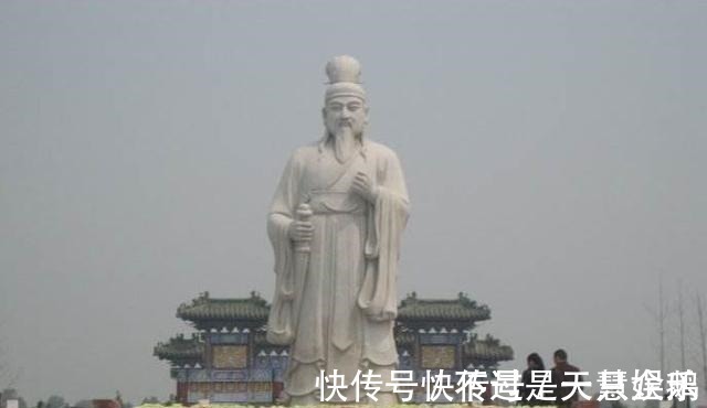 妲己#中国有一大姓,祖先被挖心而死,如今后代2000万,全挤在一条线上!