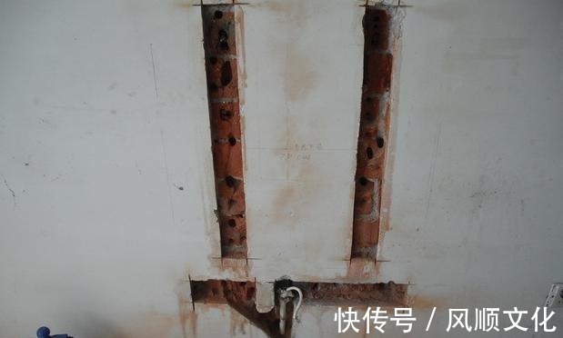 蜂窝砖|老公不顾家人反对用蜂窝砖砌了个电视柜,想不到效果美爆了!