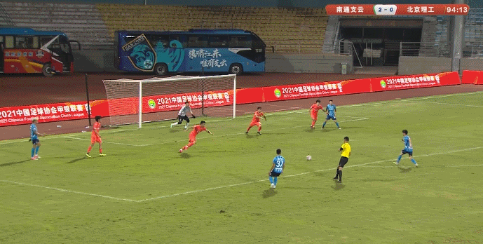 支云|上一名效力草蜢的中國球員：今年恢復(fù)中國國籍，現(xiàn)效力南通