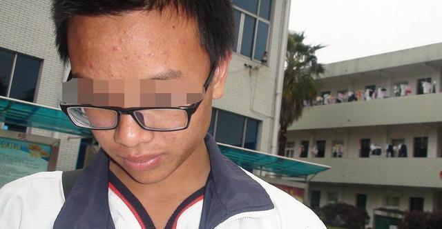 孩子有4个特征,说明是“发育晚”不是长不高,爸妈别担心