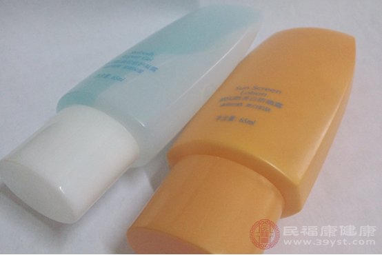 防晒霜怎么用才正确