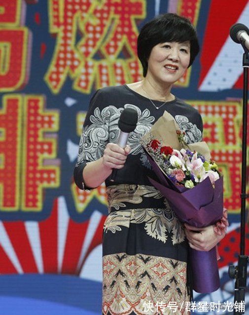 女儿|白帆：和郎平离婚后为女儿单身15年，被女儿催婚，60岁再婚得子