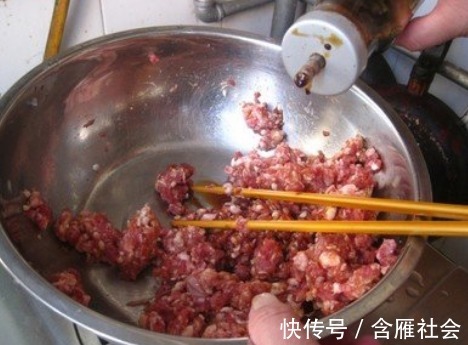肉馅|白萝卜做馅，先焯水还是直接包都错了，教你正确方法，鲜香美味