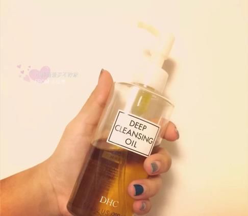 懒人必备的5款“卸妆油”,DHC口碑最高,植村秀清爽好用