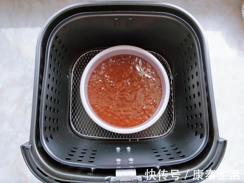 小麦粉|一个巧克力布朗尼蛋糕居然要100块，其实不难，其实自己在家做蛋糕也很简单，真实惠