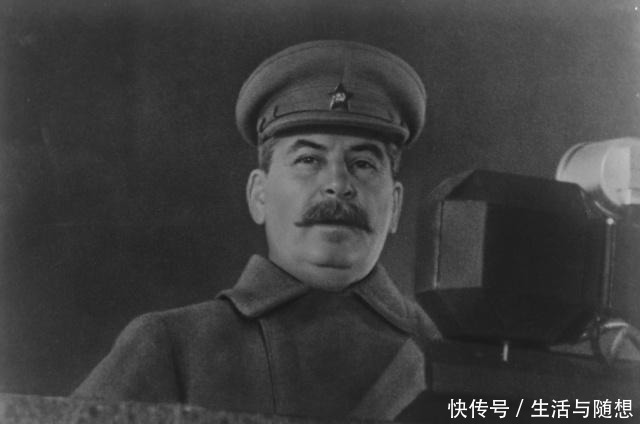 守卫|斯大林并非正常死亡逝世当天值守守卫不久后死亡,多人被革职