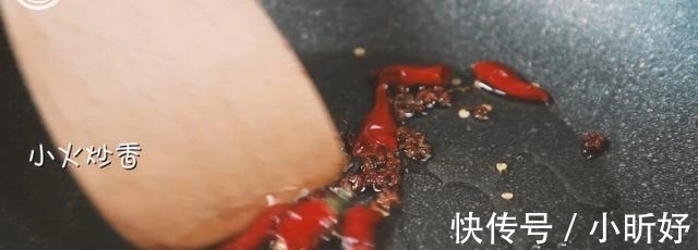包菜|这菜最近大火,不用开水烫,也不凉拌,五分钟一锅,比大鱼大肉香