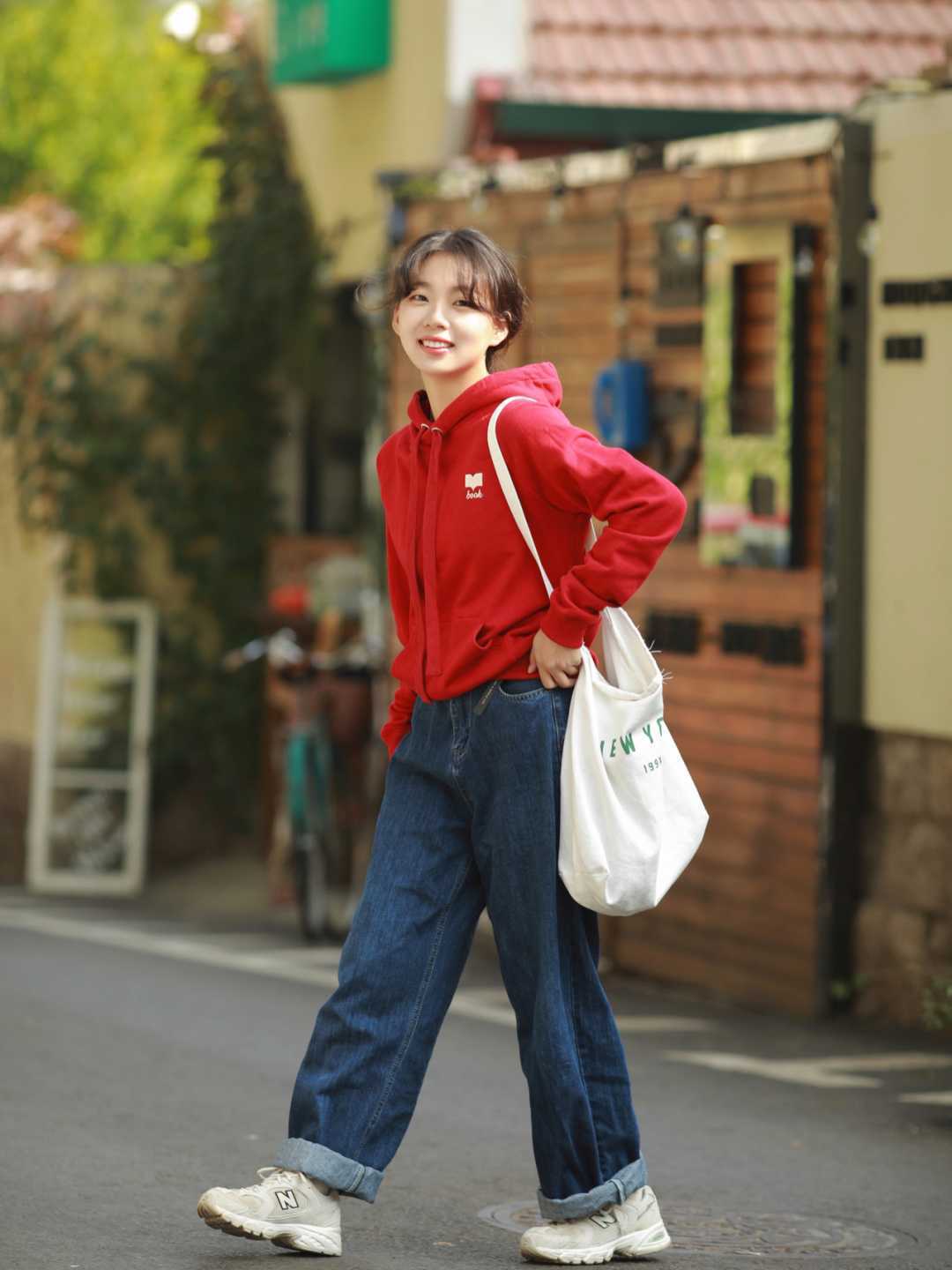 连帽 自带氛围感滤镜的穿搭来喽!还没找到标准模板的小仙女,别错过