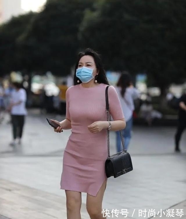 女士 “梨形”身材怎么穿?抓住穿搭的核心点,发挥扬长避短的效果!