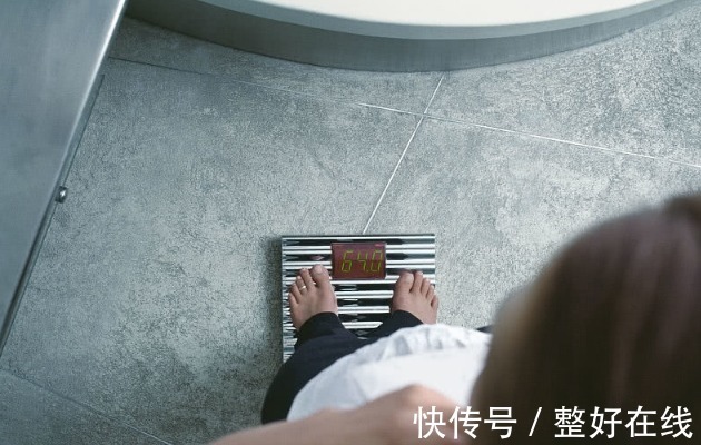 恶化|提醒肝炎患者:身体出现3个信号,肝炎正在转变为肝癌!不能忽视