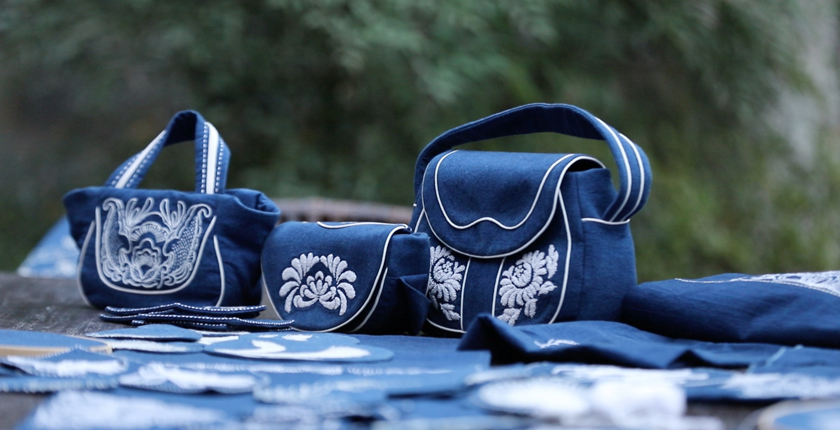 银线生花！蓝布之上，创意“生花”！