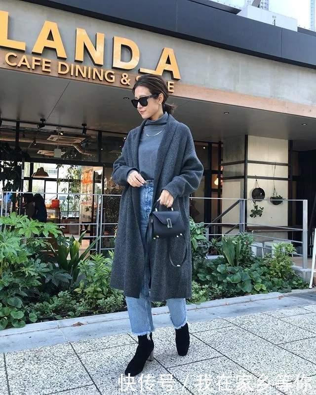 别小瞧了中年妈妈!你看看她们的打扮,优雅又时髦,一点也不服老