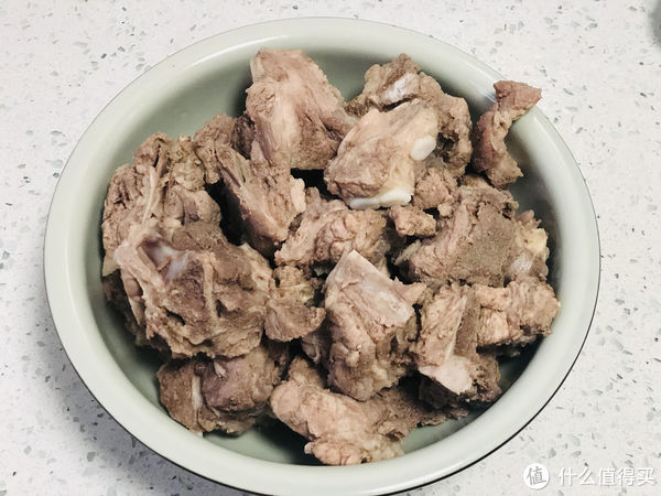 知识|炖排骨时,上边的浮沫要不要撇干净?听完老厨子的讲解,涨知识了